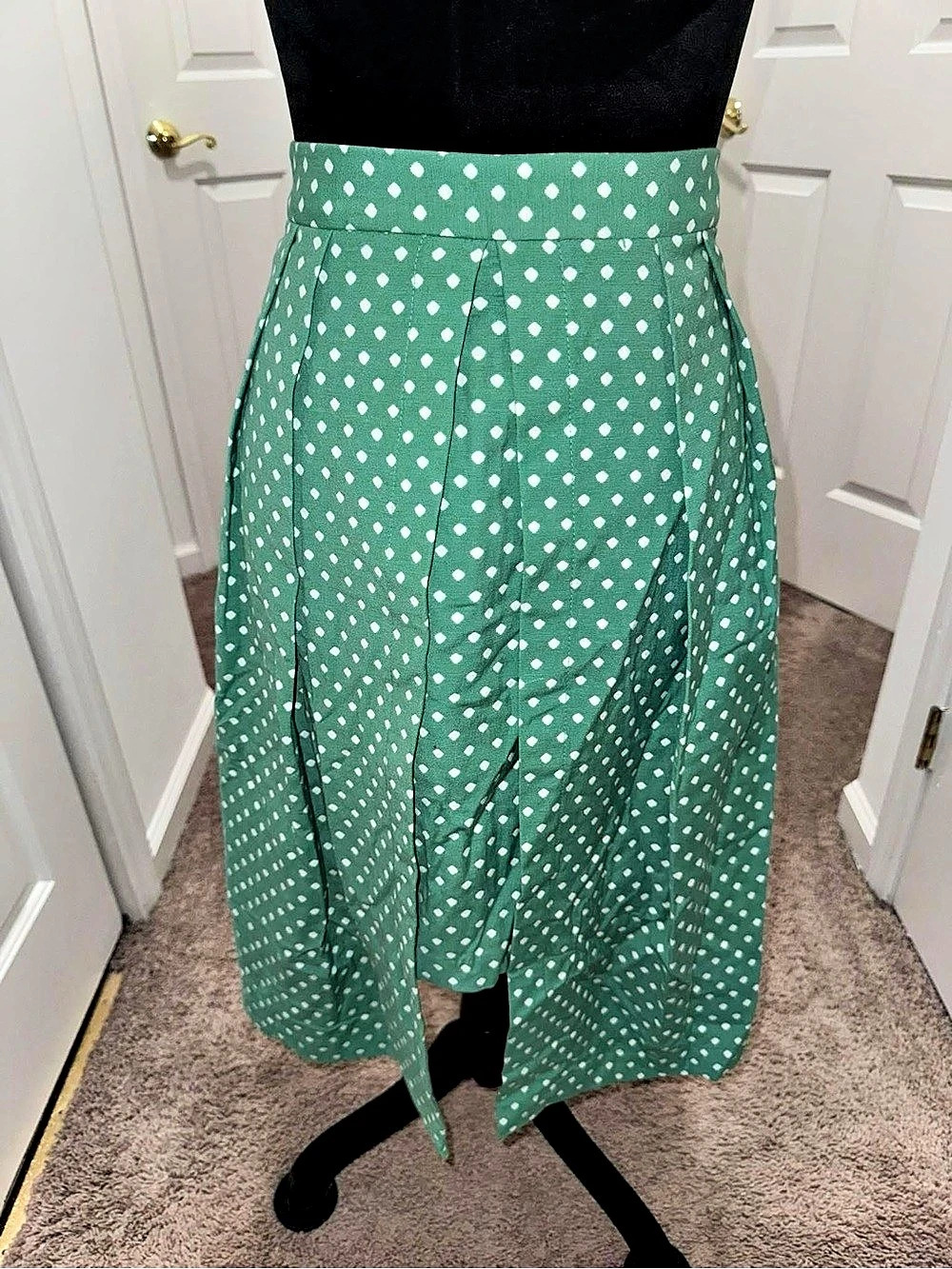 Green & White Polka Dot Midi Skirt